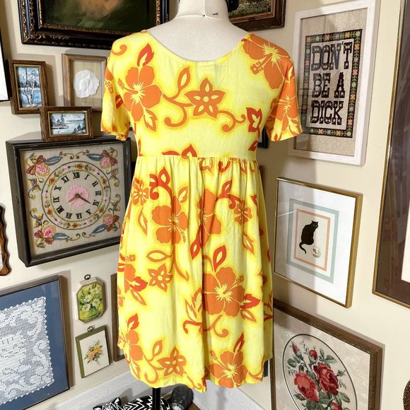 90s Vintage Big Hed Designs Yellow and Orange Hawaiian Floral Short Sleeve Dress - Picture 4 of 8